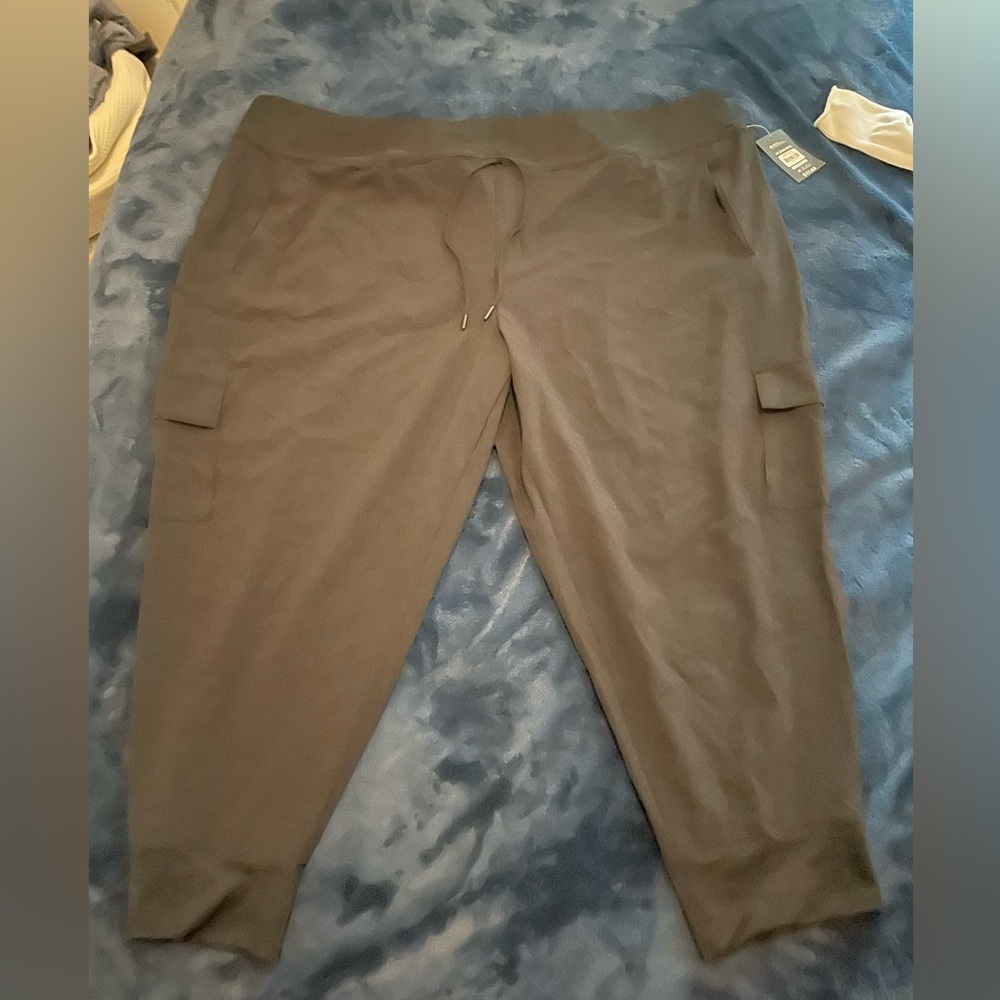 Capri Jogger